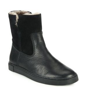 FRYE Gemma Short Shearling Boot